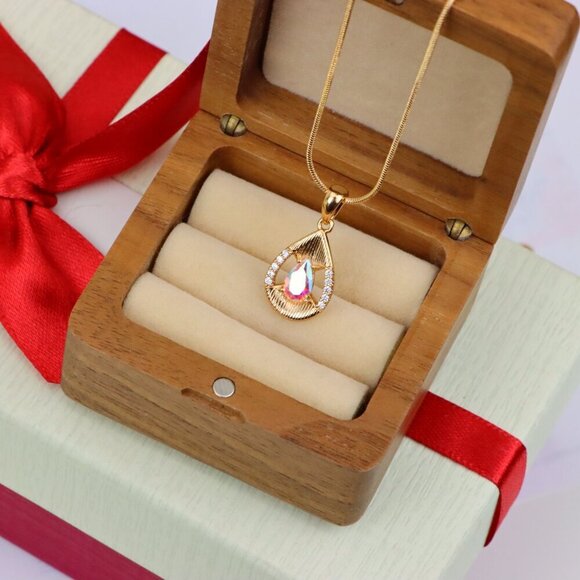 "Teardrop Pendant with White Rainbow Stone and Gold Frame Design, XPPT1686 - Picture 7 of 13